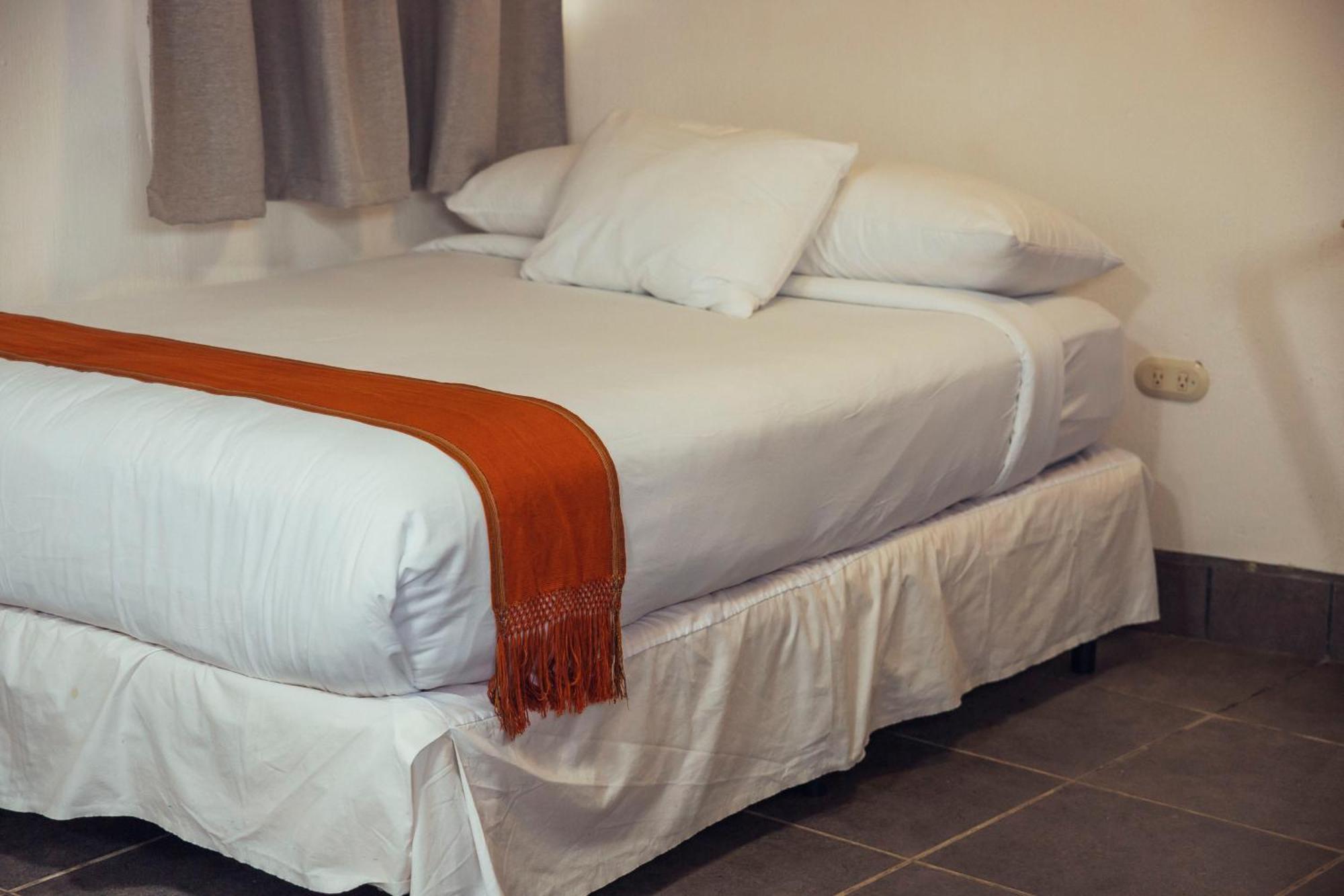 El Dragon Hotel San Marcos La Laguna Dış mekan fotoğraf